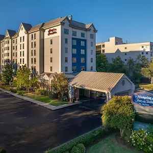 Hotel Hampton & Nashville-vanderbilt-elliston Place