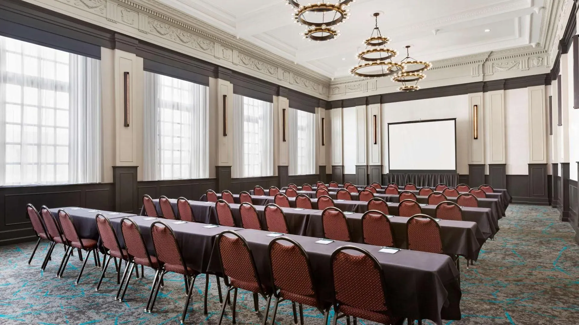 Homewood Suites By Hilton Nashville Downtown Hotel